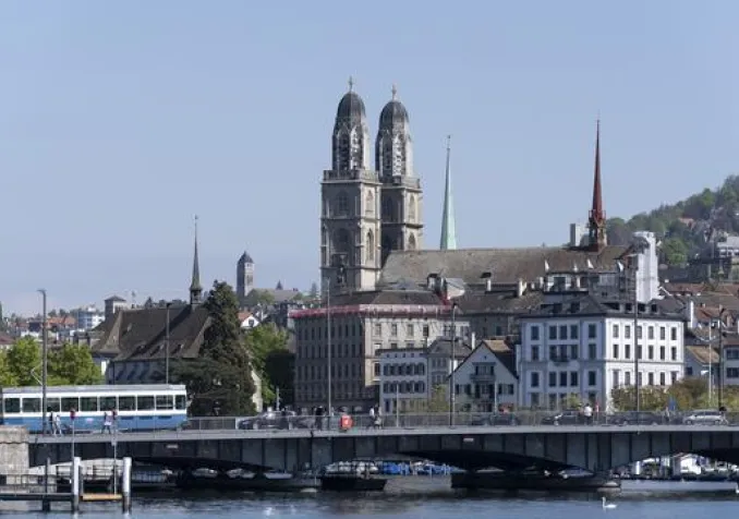 L'Eglise réformée suisse est appelée a justifier ses positionnements politiques KEYSTONE - GAETAN BALLY