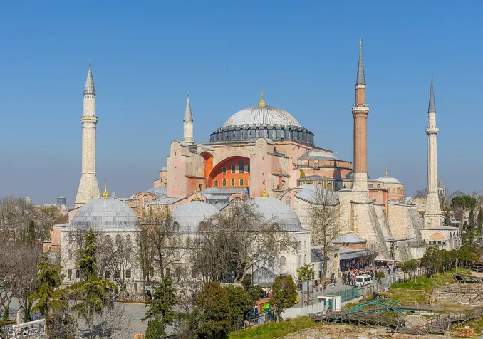 ©Arild Vågen, CC BY-SA 3.0 Wikimedia Commons